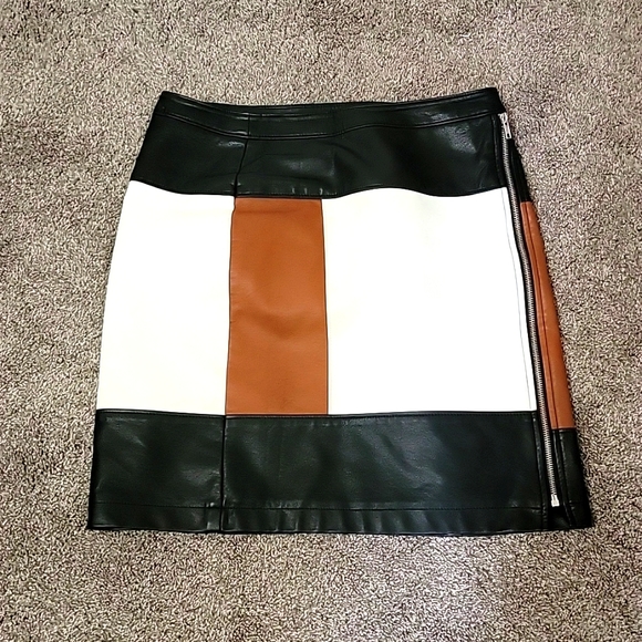 INC International Concepts Faux Leather Skirt - Picture 4 of 7